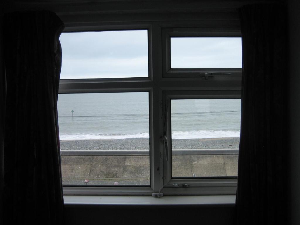 Yha Borth Hostel Exterior foto